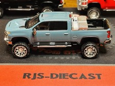 GREENLIGHT/Smallcar  Chevrolet Silverado 1:64 Diecast Custom