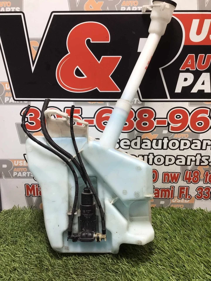 ✅ 2017 CHEVY CRUZE Washer Bottle Pn:1288255 OEM - Image 2 of 4