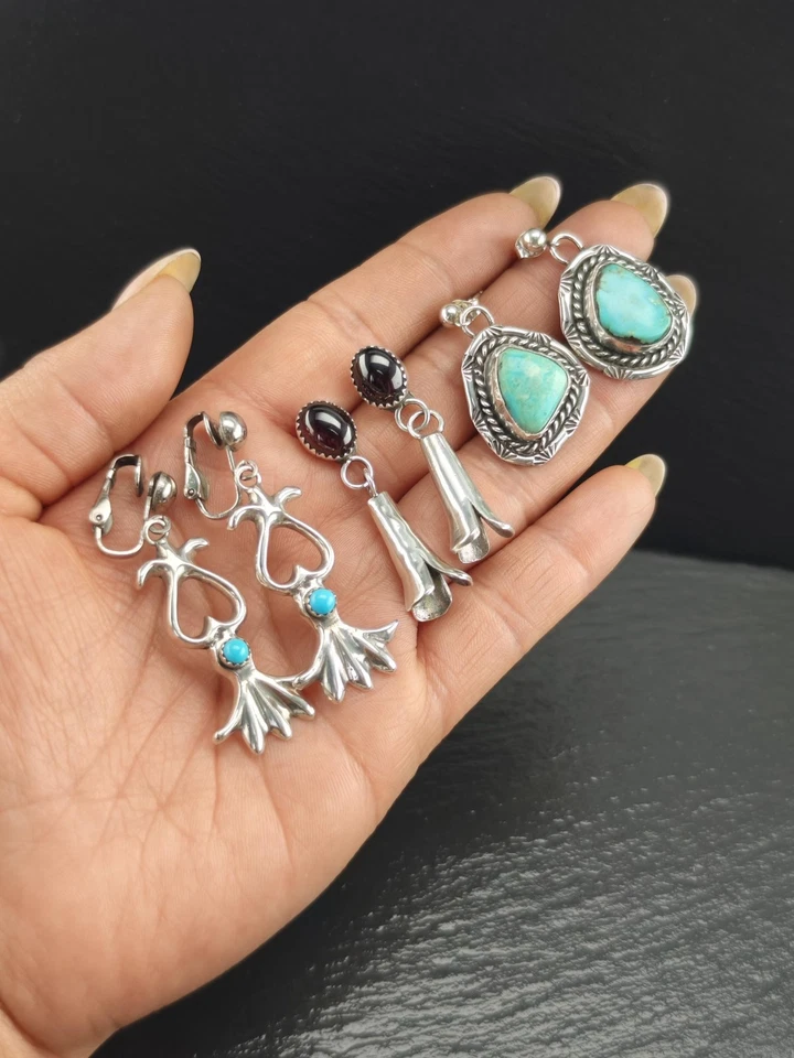 Brincos de prata esterlina pendurados em granada de piropo escuro vermelho sudoeste flor de abóbora - Imagem 2 de 4