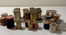Lot Of 30 Vintage Sewing Thread Wooden Spools Belding Hi-Test Star Aunt Lydia +