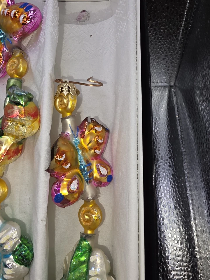 Beautiful Christopher Radko Butterfly Blossom Flowe Garland.  Read Information! - Image 3 of 3