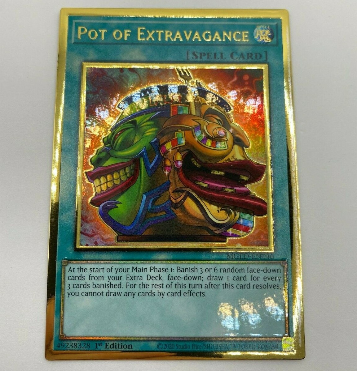 Yugioh Maximum Gold Pot of Extravagance MGED-EN046 - M/NM!