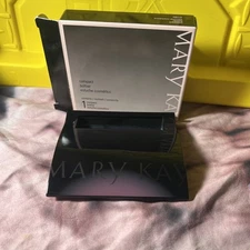 Mary Kay Compact Magnetic Refill Blush NIB 017362