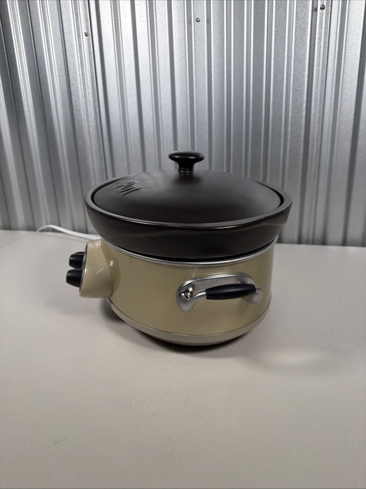 Crock Pot Versaware Pro Slow Cooker Model SCVI600B SC37 Beige 6qt Quart - Image 4 of 4