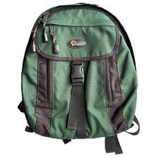 LOWEPRO Micro Trekker 200 Camera Backpack in Green