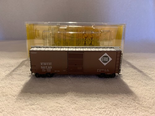 Kadee #4901 escala HO Erie 40' PS-1 Boxcar #86749 | Zustand: Used