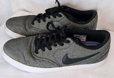 Nike SB Check Solarsoft Canvas Gray Black Low Cut 843896-004 Mens Size 9.5