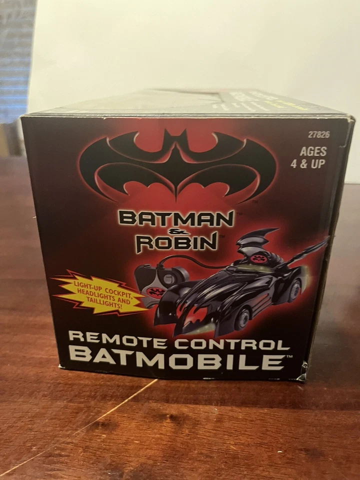  Mando a distancia batmobile 1997 kenner kb toys  Foto 2 de 4