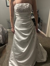 Davids Bridal Wedding Dress