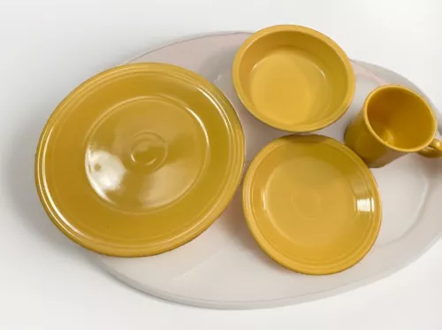 Fiesta 4-Piece Place Setting Sunflower Color New