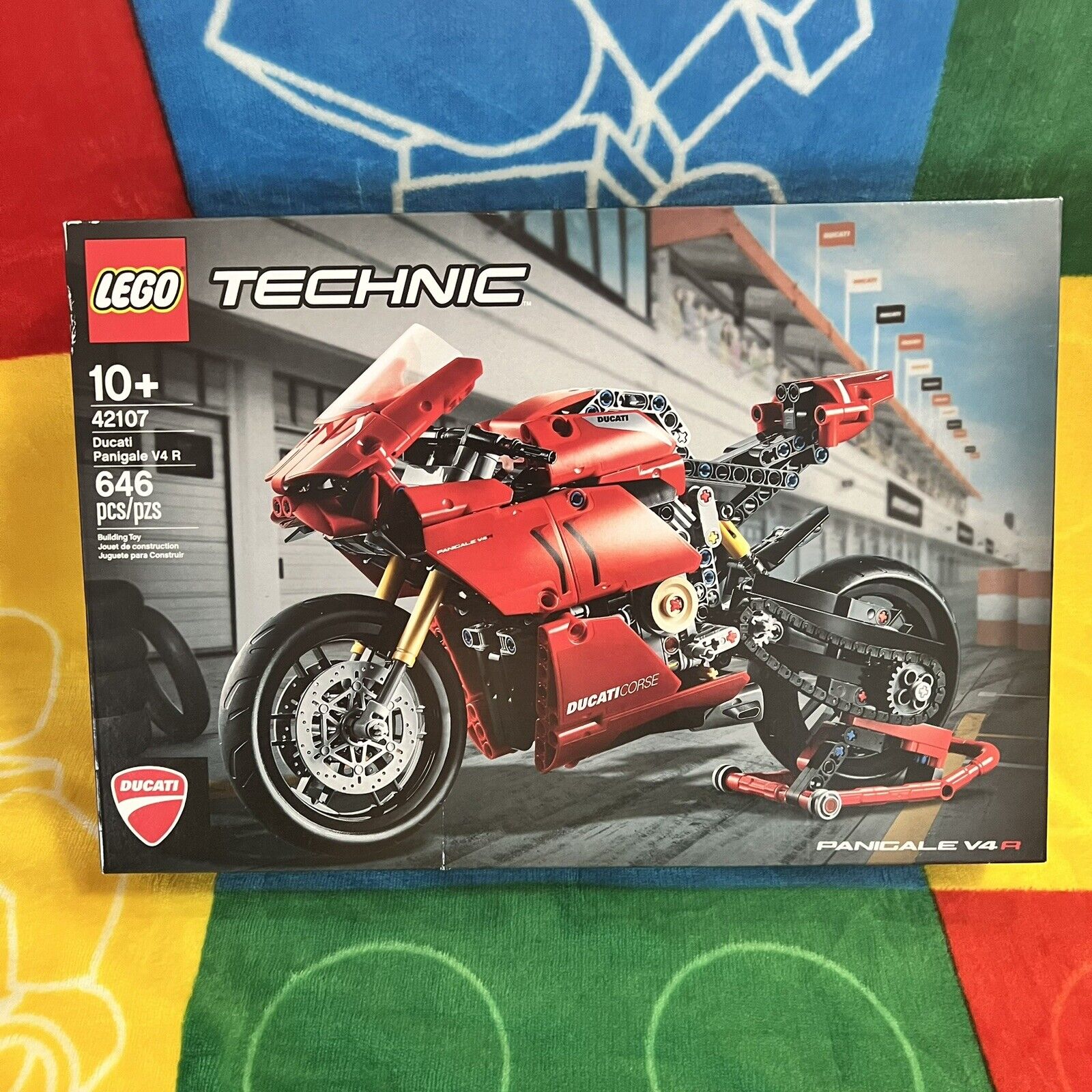 LEGO 42107 Technic: Ducati Panigale V4 R - NEW!!