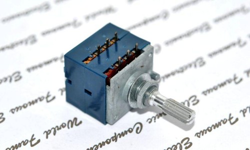 1pcs - ALPS RK27 50KMN Balance Dual Potentiometer knurled - JAPAN RK27112200440 - 第 1/6 張圖片