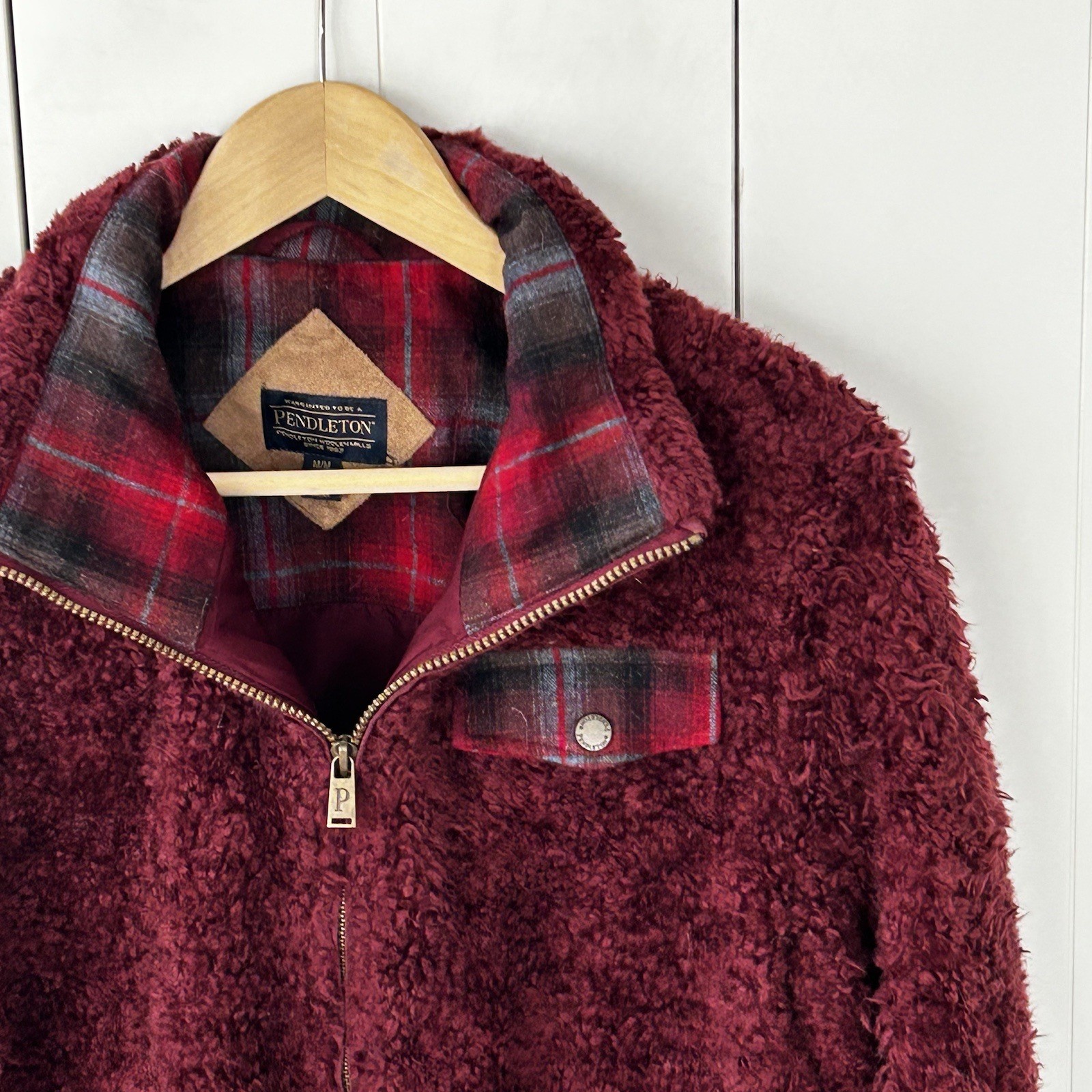 Pendleton Fuzzy Zip Jacket Size Medium Dark Red M… - image 2