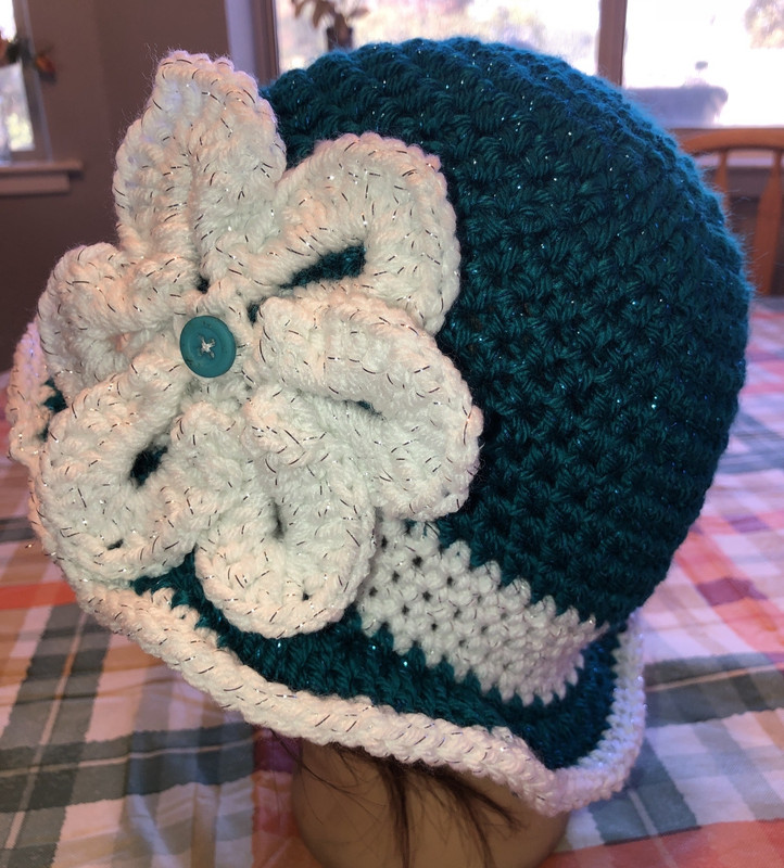 TEAL BLUE Sparkly Fall WINTER CLOCHE BEANIE FLAPPER HAT HAND CROCHET new