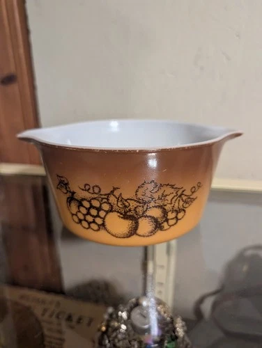 Vintage Pyrex 1 QT. Casserole Dish -  Brown OLD ORCHARD - Item# 473