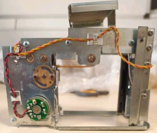 Newbury Data Rear Hopper Mechanism 4631001601-02 REF00363 . - Afbeelding 2 van 3