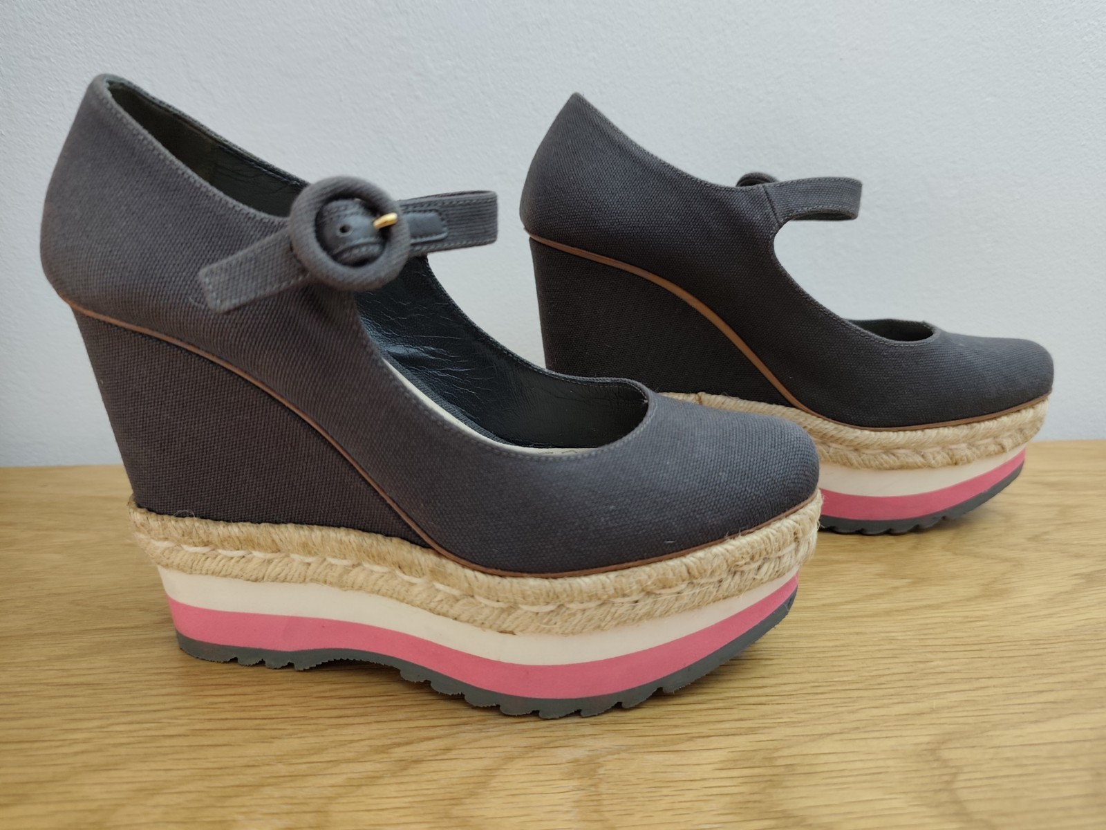 PRADA From Milano Size 38,5 UK 5,5 Platforms Extremely Rare Weary Comfortable image 8