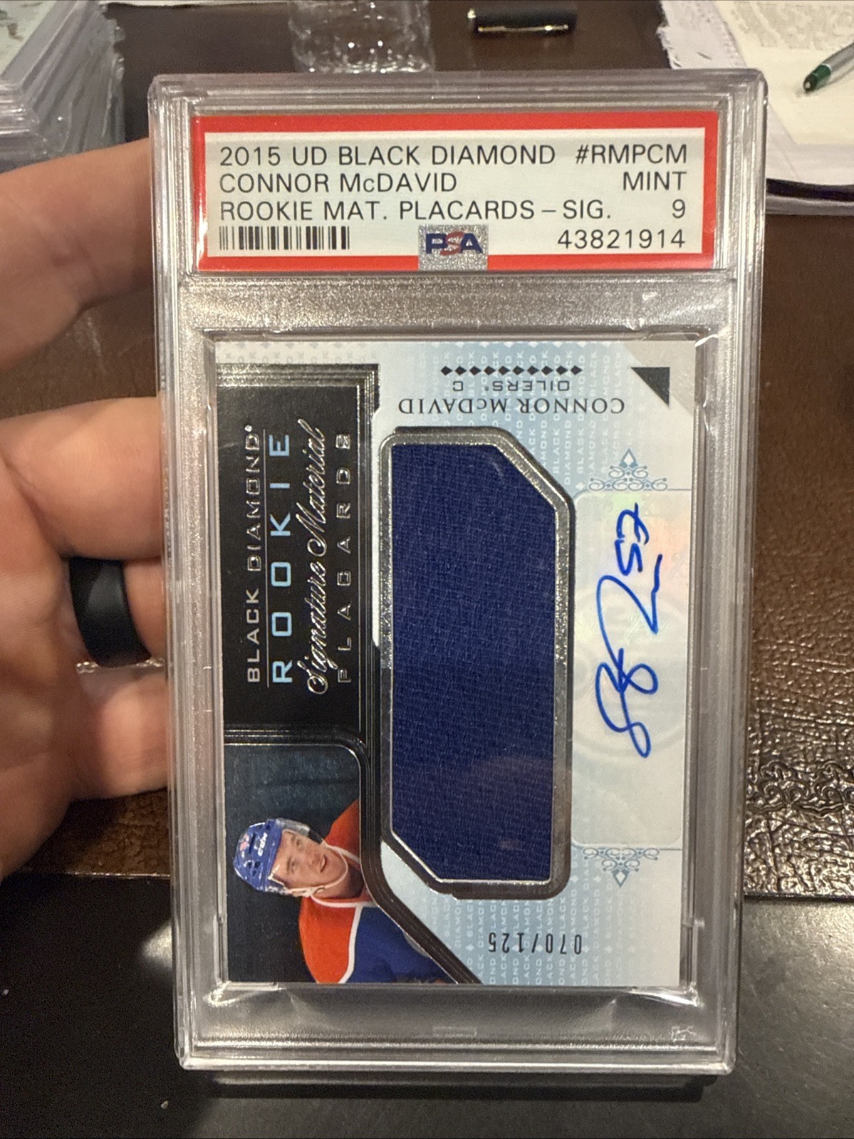 2015 UD Black Diamond Placards Rookie auto Connor McDavid /125 POP 7 PSA 9 view 1