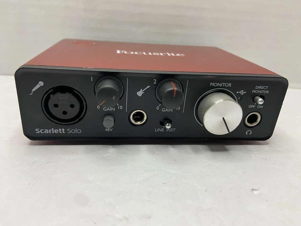 Focusrite Scarlett Solo 2nd Gen USB Audio Interface - Image 2 of 4