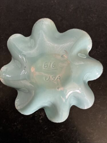 Cuenco decorativo vintage moderno de mediados de siglo turquesa con vieira dorada EE. UU. - Imagen 5 de 7