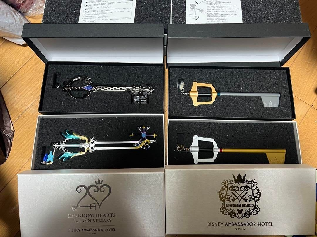 KINGDOM HEARTS 20th キーブレードセット Kingdom Hearts 20th Anniversary Ambassador Hotel Limited Room