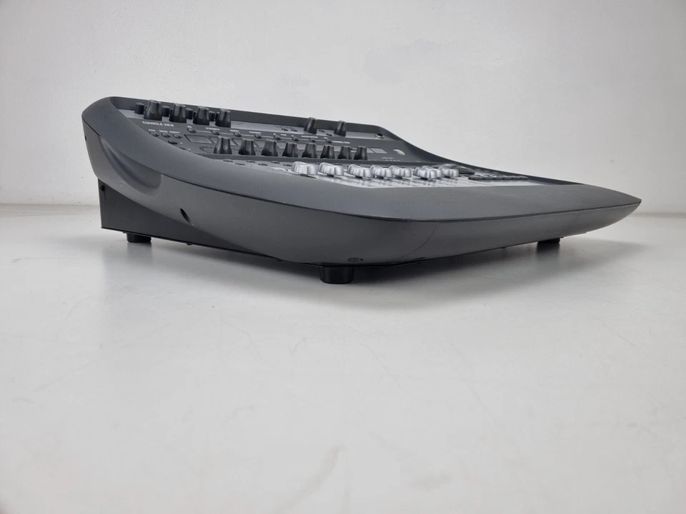 Digidesgin DIGI 002 - Digital Audio Interface Console - power Tested - Image 4 of 4