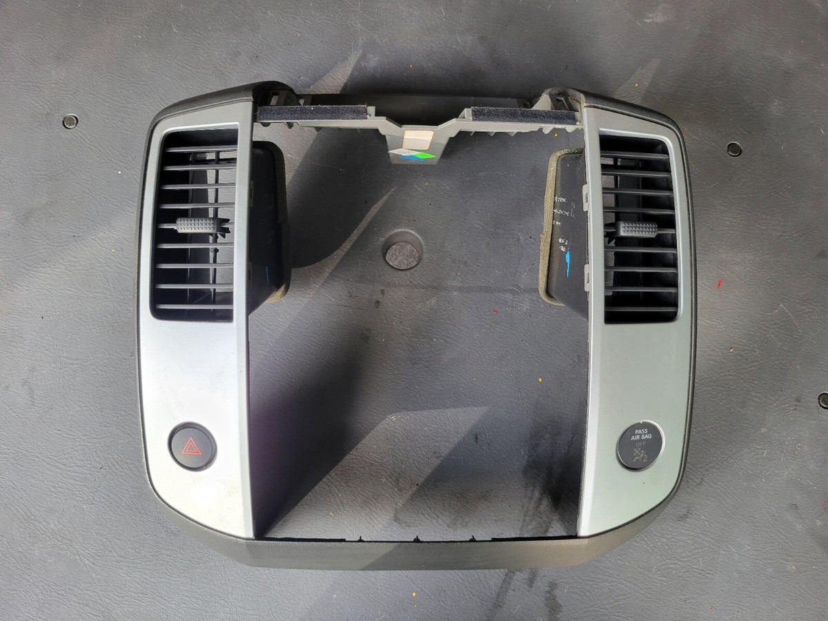 2005 - 2007 Nissan Pathfinder Center Dash Radio Climate Bezel