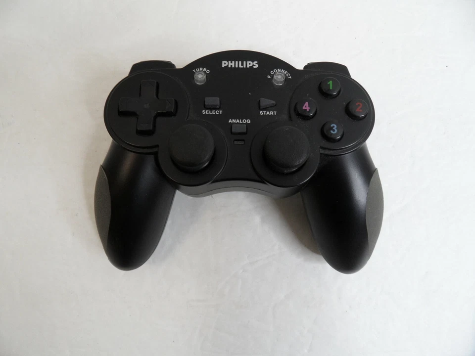 Phillips Wireless PC Game Controller SGC2910BB/27 - Image 2 of 4