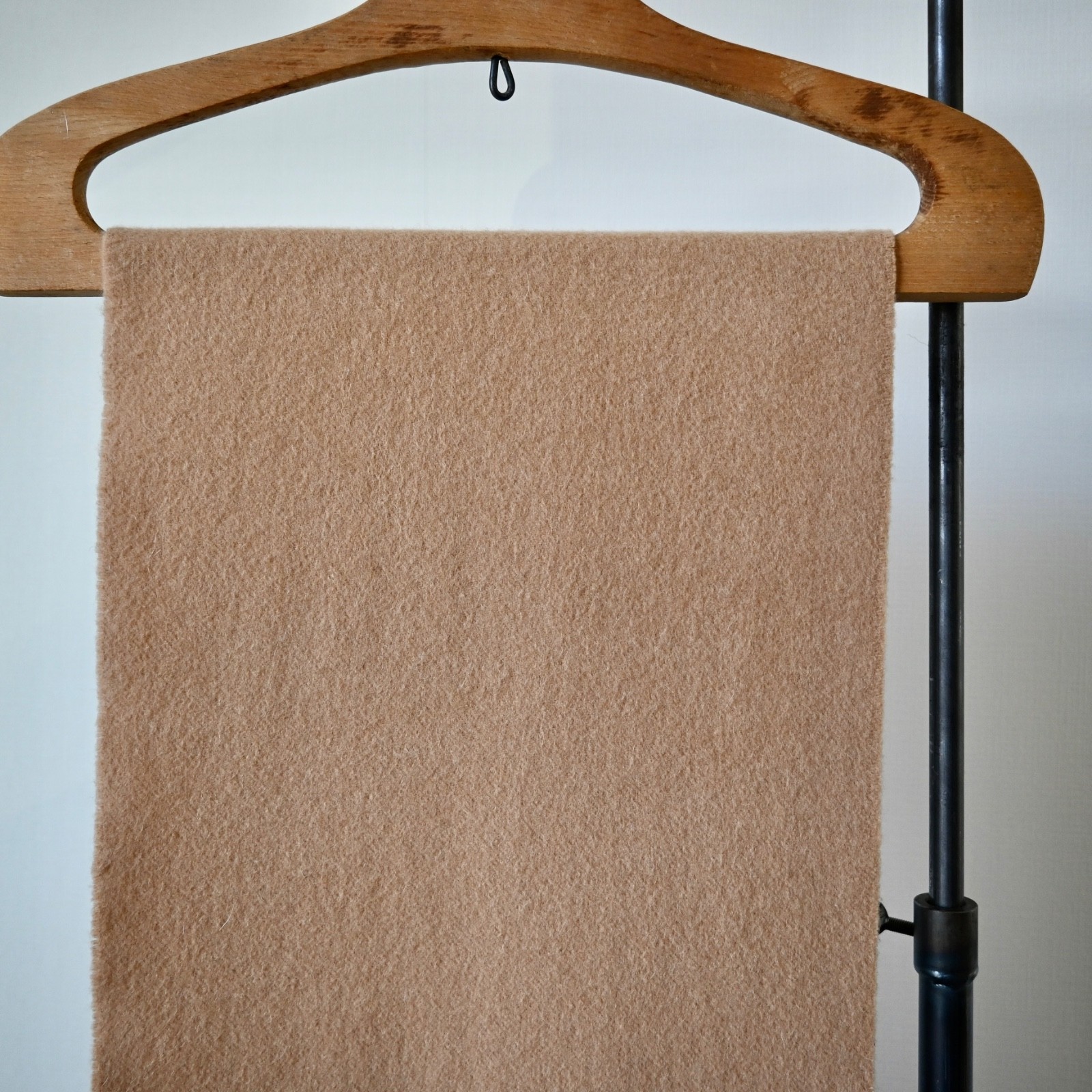 Vintage 1990s AUSTIN REED 100% cashmere scarf, late beige, made in Scotland