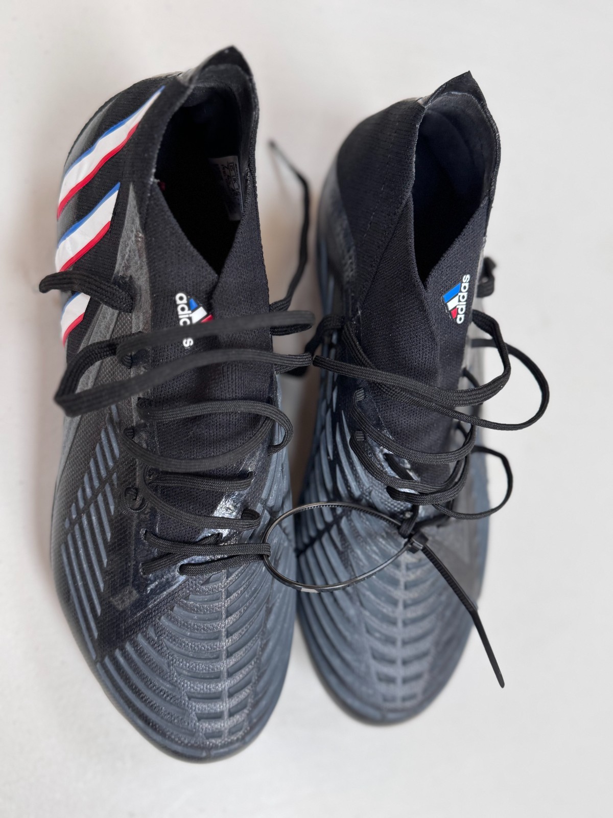 Adidas Predator Freak .3 FG Football Boots Black Red Blue Size UK 6.5 EU 40 image 2
