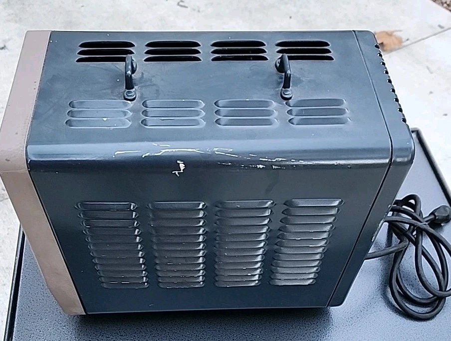 Oscilador de amplio rango vintage HP modelo 200 CD funcionando  Foto 3 de 4