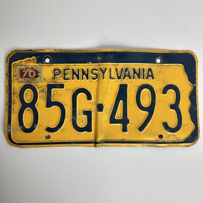 VINTAGE 1970 MAP SHAPE OUTLINE YELLOW PENNSYLVANIA LICENSE PLATE 85G 493