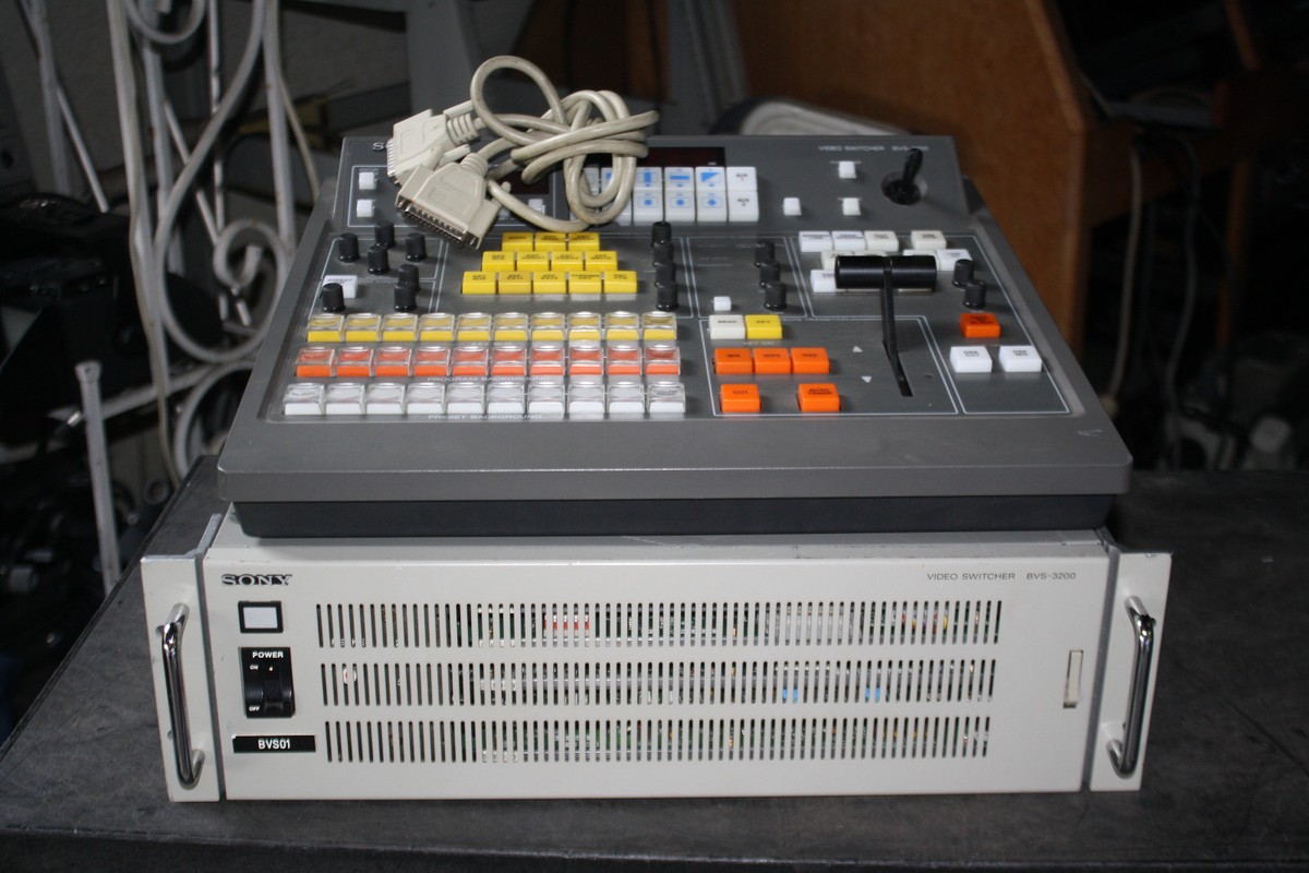 ソニー放送用スイッチャ—BVS-3100中古品の出品です。 ソニー放送用スイッチャ—BVS-3100中古品の出品です。