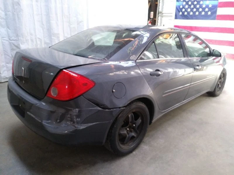 Passenger Front Door Sedan With Center Moulding Package Fits 05-10 G6 295688 - Image 2 of 4