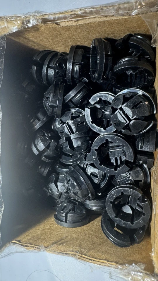 Conector push-in de plástico Arlington Industries NM940-100 (88 piezas) Foto 3 de 3