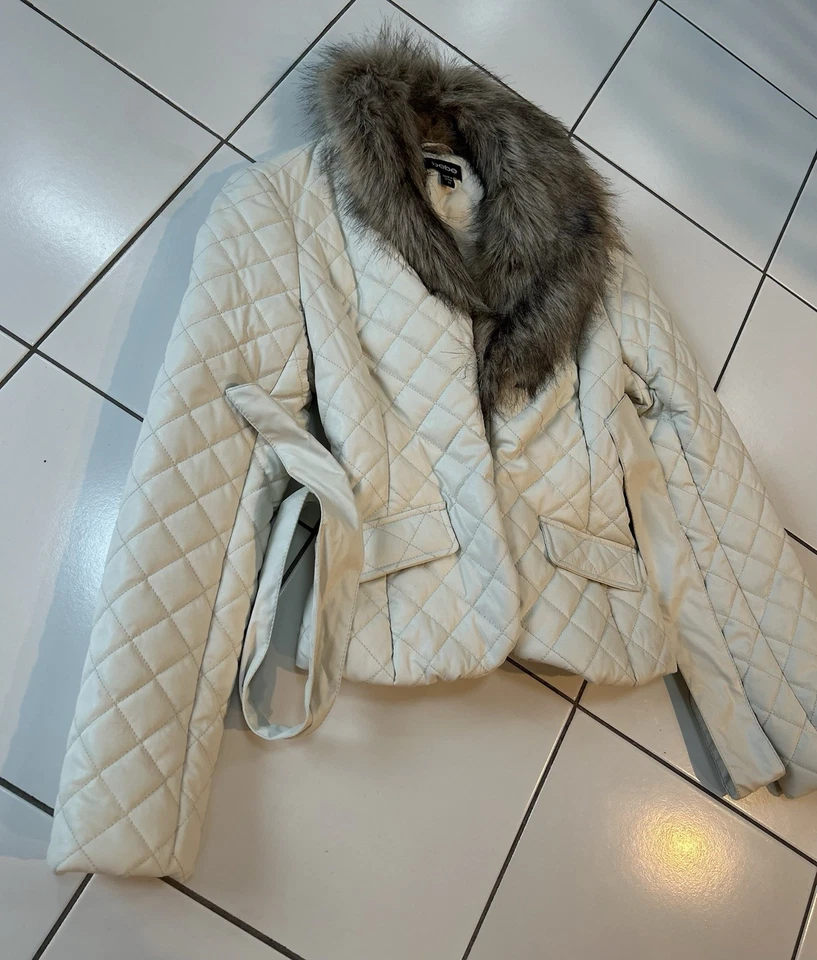 Abrigo de piel para mujer Bebe Foto 2 de 4