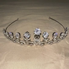 Women's Wedding Crystal Bridal Crown - Sweet 16 / Quince Tiara