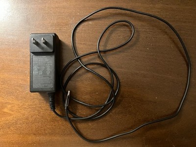 Belkin Switching Adapter MODEL: ADS-26FSG-12 15023EPCU ADS-26FSG-12 15023EPC