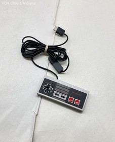 Nintendo NES Classic Edition Mini Console w/ Controller, Cables & Box