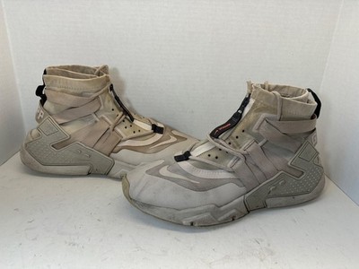 NIKE AIR HUARACHE GRipp US MEN 13 DESERT SAND