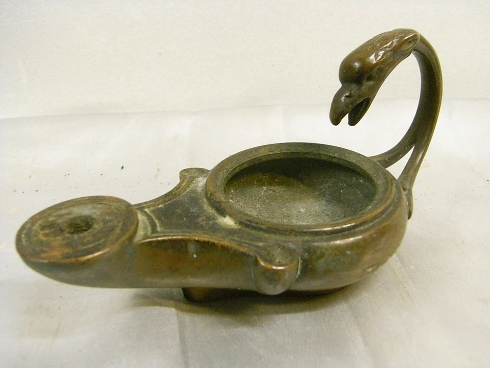 🇫🇷 F BARBEDIENNE LAMPE PETROLE HUILE ANCIEN BRONZE TETE OISEAU OIL LAMP ALADIN - Photo 4/4