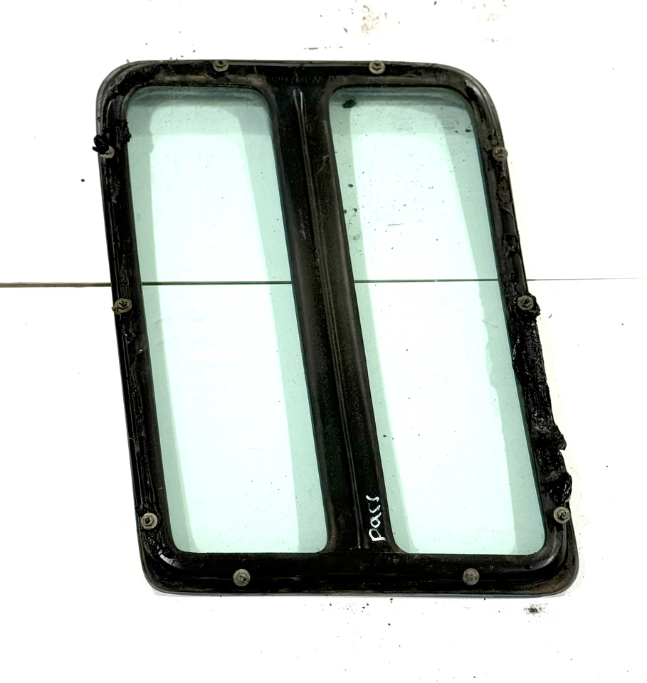 1980-1991 FORD F150 F250 F350 EXTENDED CAB PASSENGER RIGHT QUARTER SPLIT WINDOW - Image 4 of 4