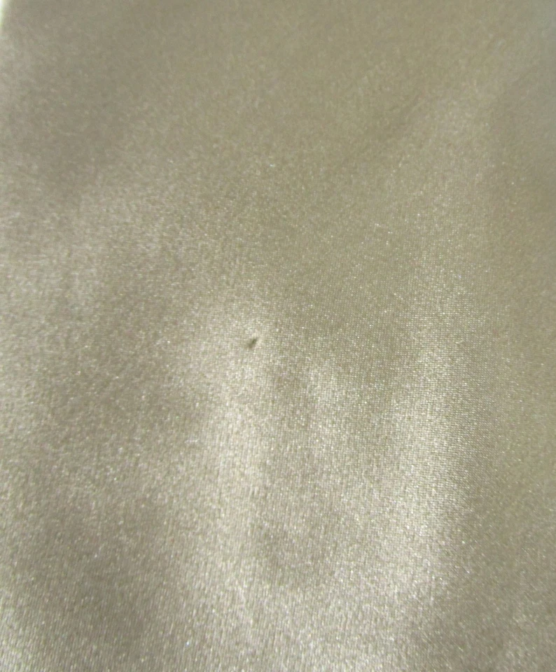 Corbata de seda 100 % importada de oro macizo ZYLOS GEORGE MACHADO para hombre hecha en EE. UU. Foto 3 de 4