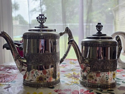 Simpson, Hall, Miller & Co Quadruple Plate Antique Pots Set 2 Pattern 2086