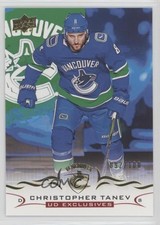 2018-19 Upper Deck UD Exclusives 92/100 Chris Tanev Christopher Tanev #428 0c3