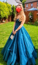 Red Carpet Ready Prom/Evening Dress Size 6-10