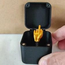 Middle Finger Surprise Gift Box Middle Finger Perfect Prank Hand Pop-Up Gift Box