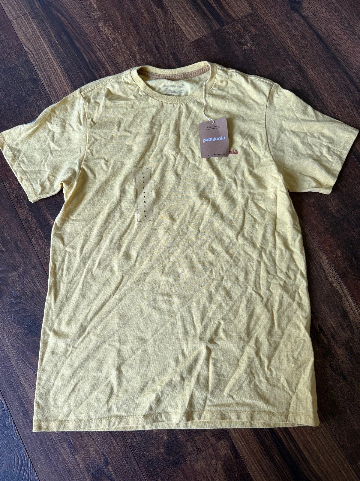 NEW Patagonia Men's Fitz Roy Icon Responsibili-Tee T-Shirt Milled Yellow SZ XS