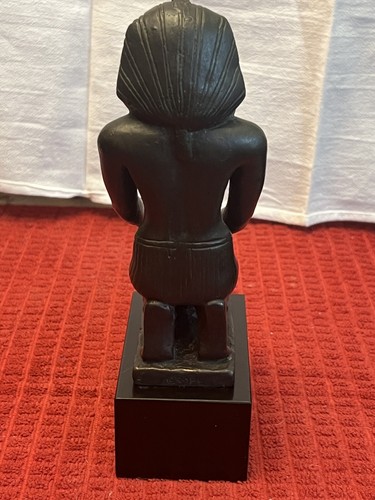 Egyptian King kneeling Sculpture Statue Museum Reproduction Museum Pieces inc - Picture 7 of 15
