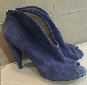 vince camuto eckanna shooties